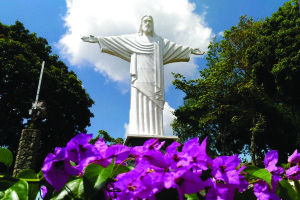 Serra Negra Brazil Statue