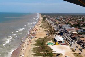 Praia de Guriri