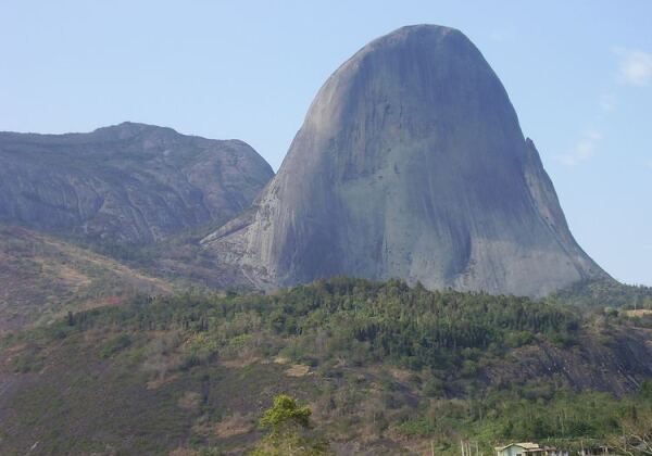 Pedra Azul State Park