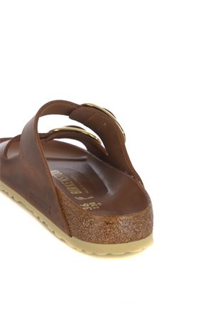 Pantofole Birkenstock Arizona Big Buckle BIRKENSTOCK | Sandali | 1011073COGNAC