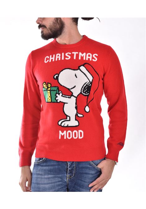 red snoopy sweater