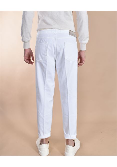 Jean court Be Able Leonardo blanc Bull BE ABLE | LEO BULL01