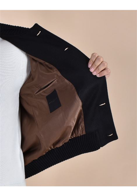  OUTFIT ITALY | J006101