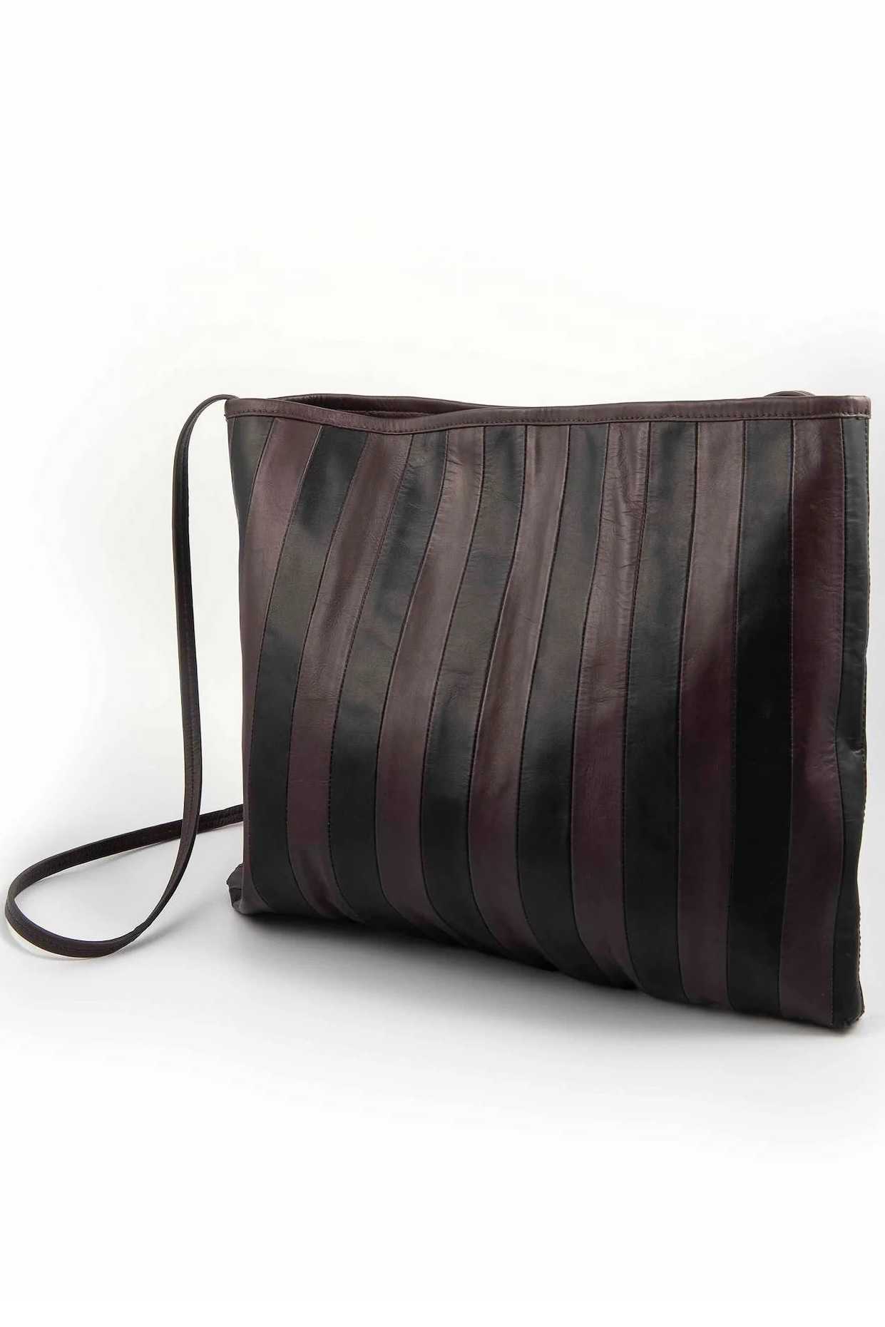 Shopping stripe leather