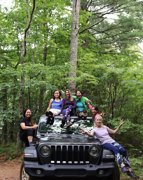 jeep-climbing-women-gorge