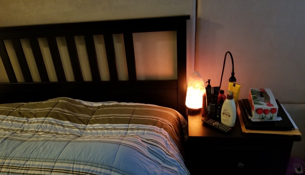 i get excellent sleep using a himalayan salt lamp