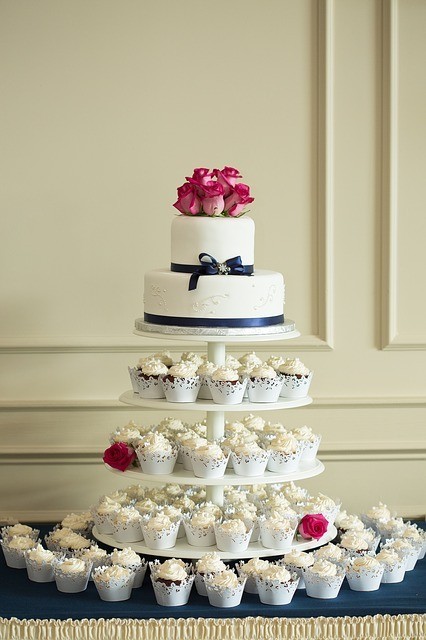 cupcakes and wedding cake