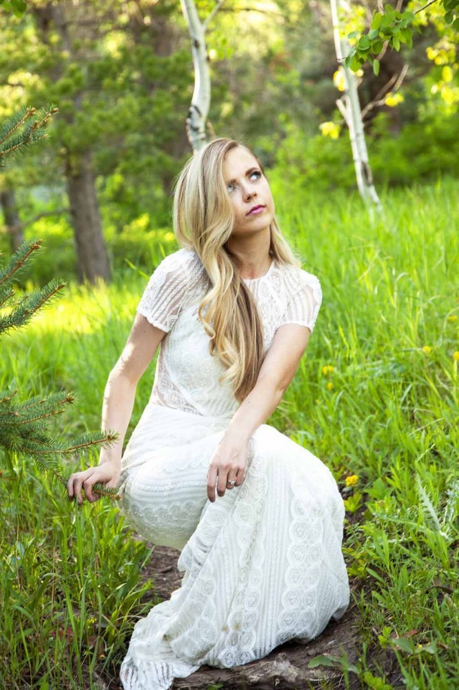 Bridal Portrait Poses: Tibble Fork Reservoir