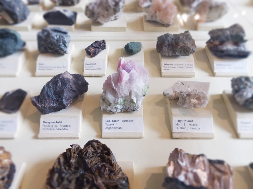 minerals minerals