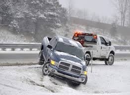 tow-truck-winter