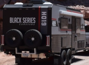 Travel Trailer - HQ19