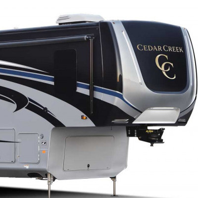 5th Wheel - Cedar Creek