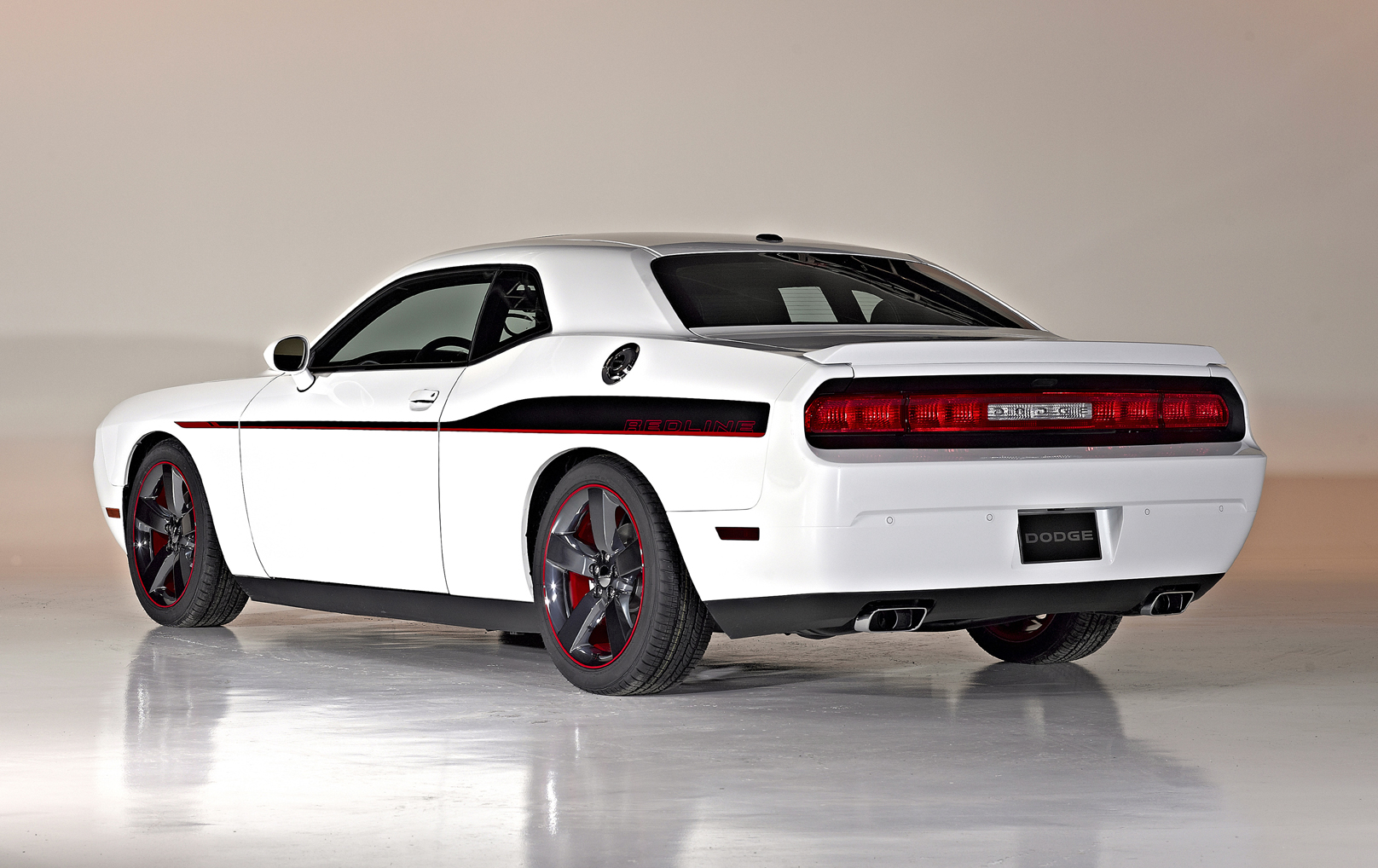 Dodge challenger hellcat