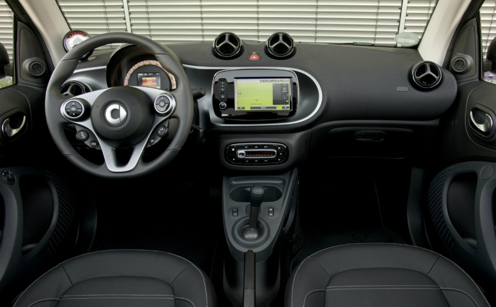 Smart Fortwo Cabriolet Goes All-Electric – WHEELS.ca