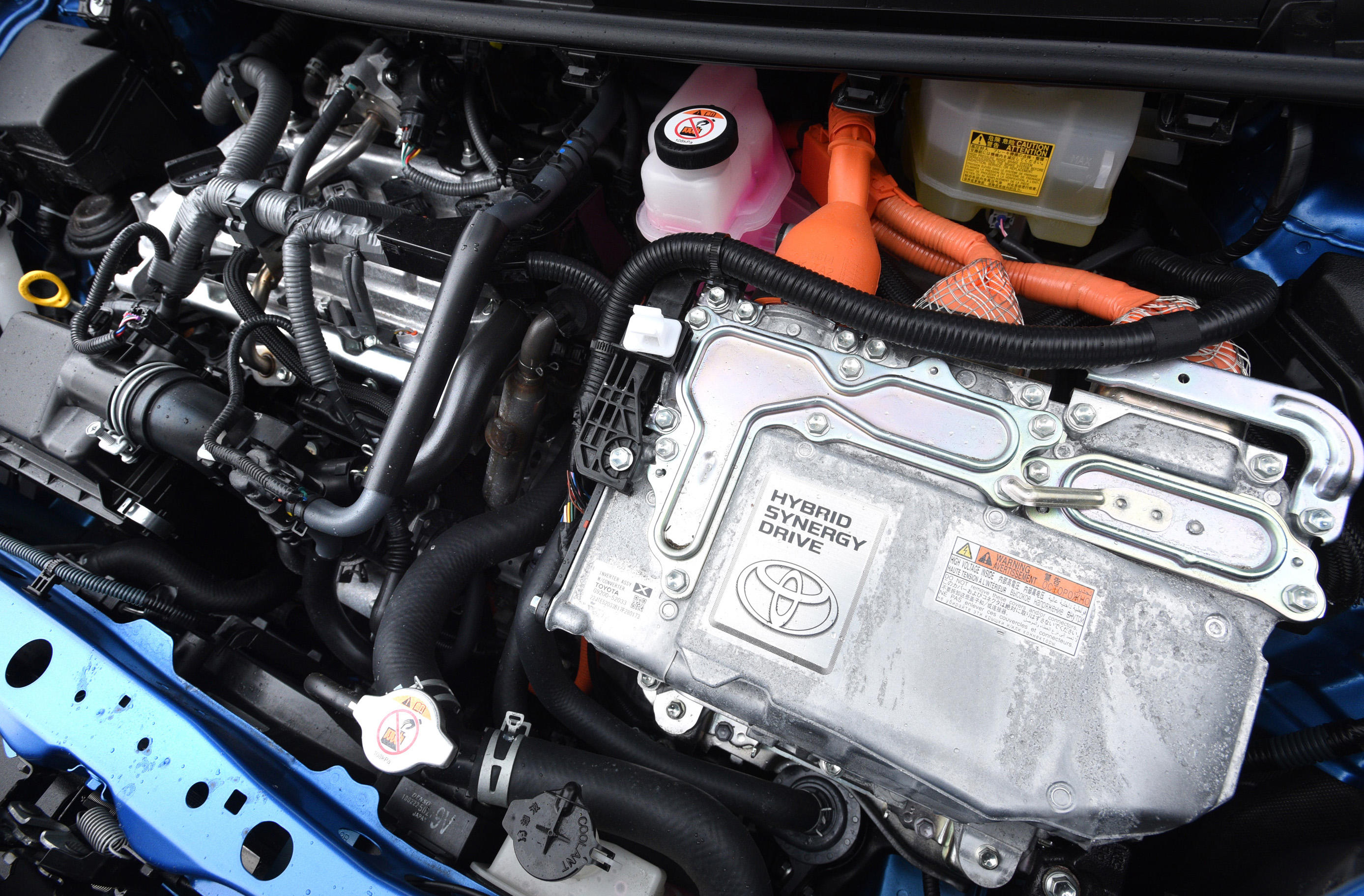https://www.toyota.ca/toyota/en/vehicles/prius-c/overview