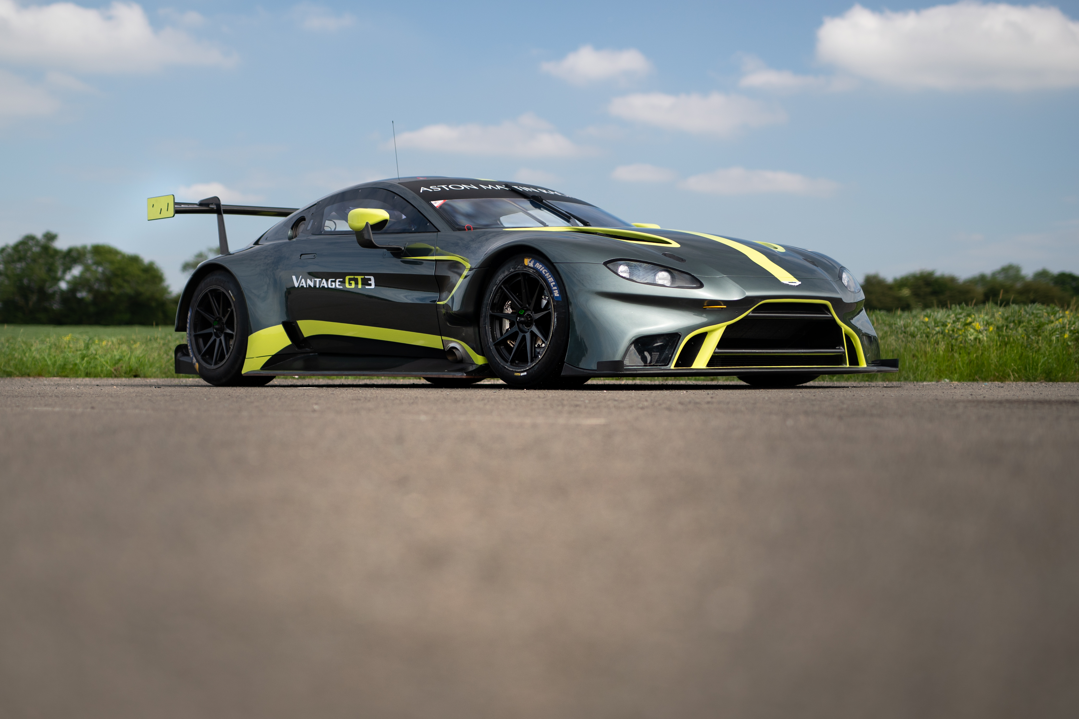Aston martin vantage gt3