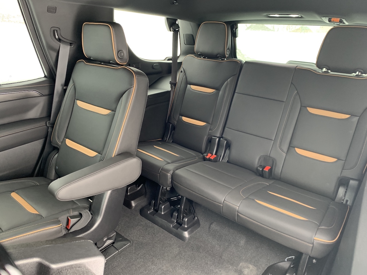 Review 2021 GMC Yukon AT4 WHEELS ca