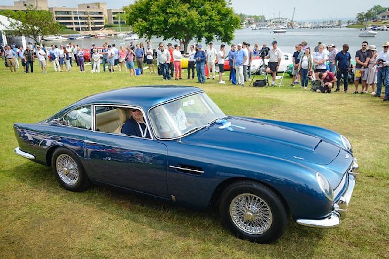 James Bond Aston Martin DB5