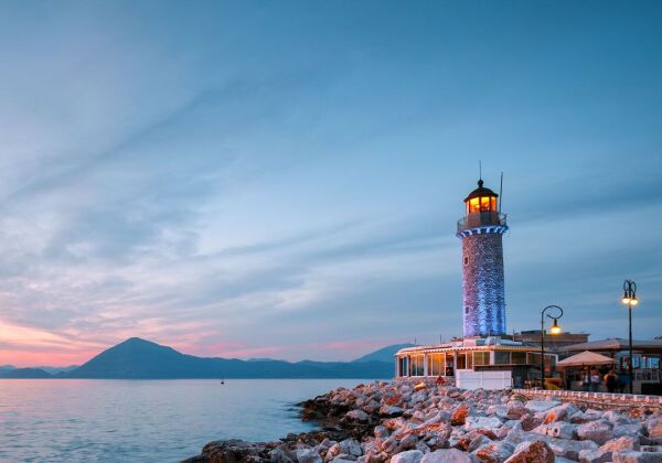 Best Time to go to Patras, Peloponnese , Greece