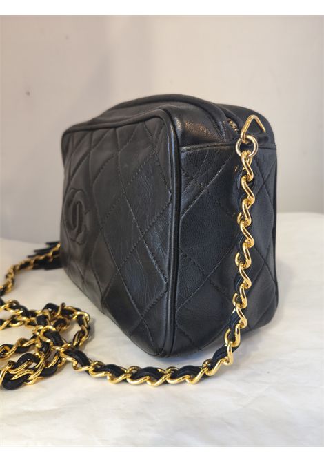 1989 Chanel black lamb leather 24kt gold plated hardware camera bag, shoulder bag Chanel Pre-Owned | CAMERA BAG NERA1989