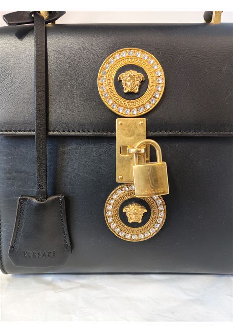 Gianni Versace black leather iconic medusa shoulder or handle bag Gianni Versace Pre-Owned | VINTAGE2 MEDUSE