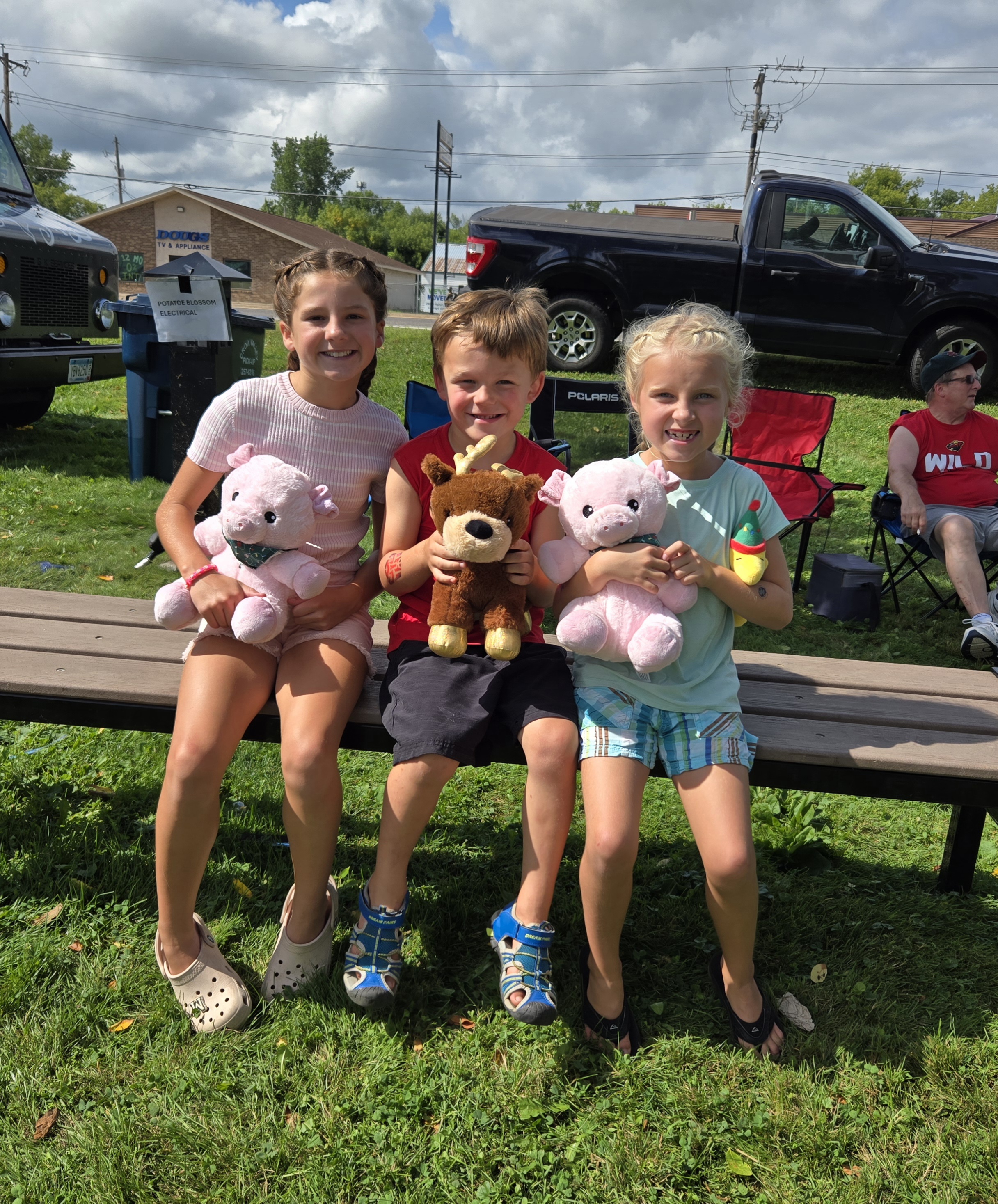 Ki Chi Saga group of prize winners Ki Chi Saga group of prize winners