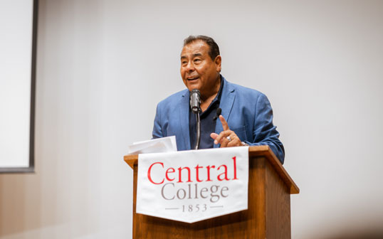 Students at Central College