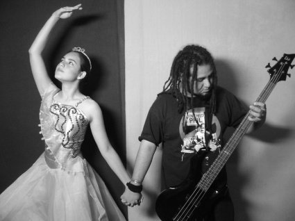 somos-pareja-y-polos-opuestos