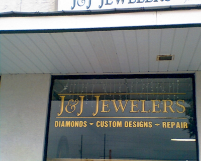J &amp; J Jewelers Logo