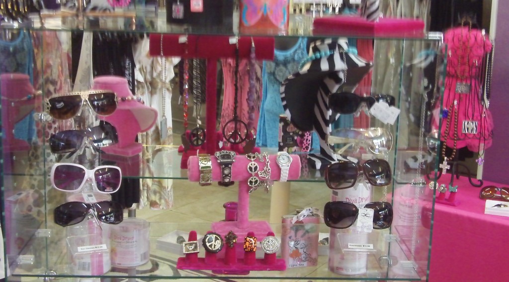 Denim &amp; Dazzle Logo