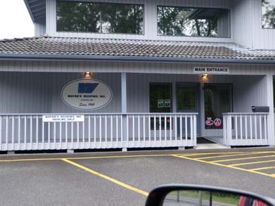 Wayne's Roofing Logo