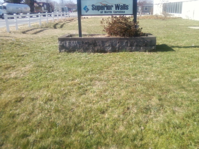 Superior Walls of North Carolina Logo