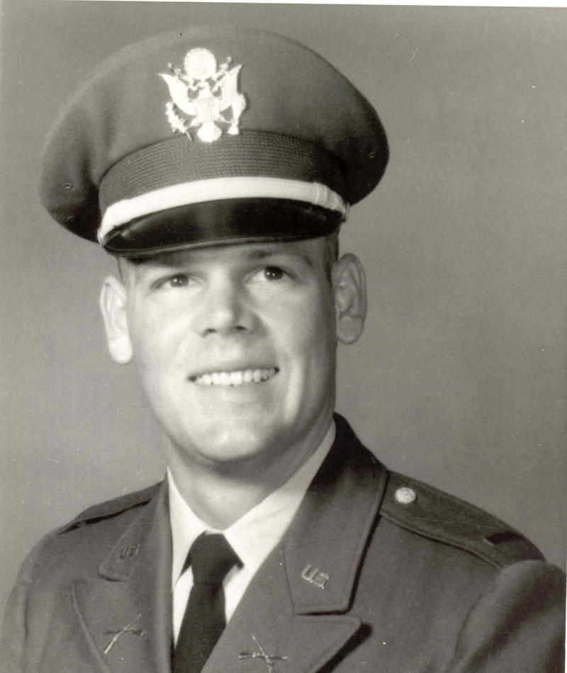 Medal of Honor: Douglas B. Fournet – Vietnam War – May 4, 1968