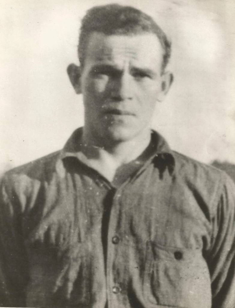 Medal of Honor: Ellis R. Weicht – World War II – December 3, 1944