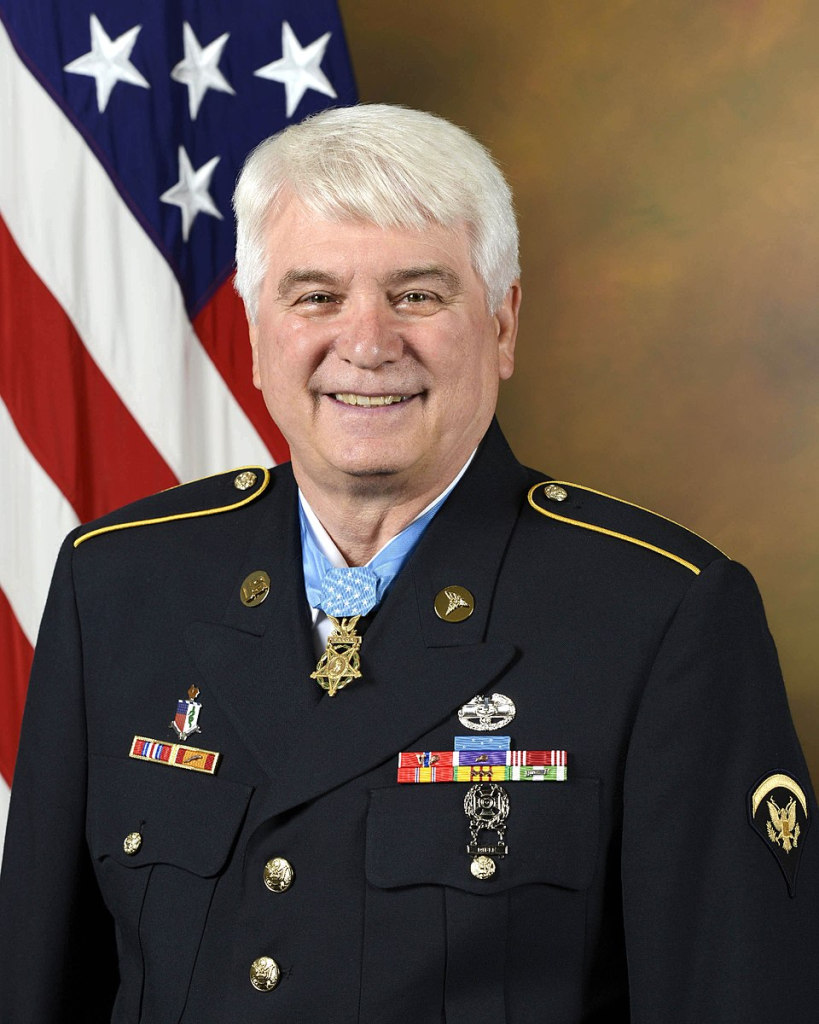 Medal of Honor: James C. McCloughan – Vietnam War – May 13–15, 1969