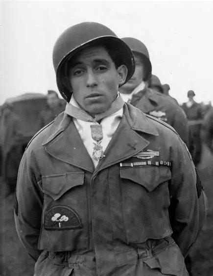 Medal of Honor, James P. Connor, World War II, August 15, 1944