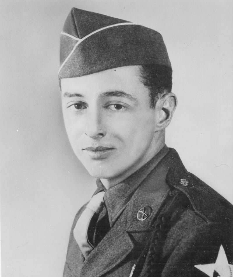 Medal of Honor: John J. McVeigh World War II, 29 August 1944 — Brest, France