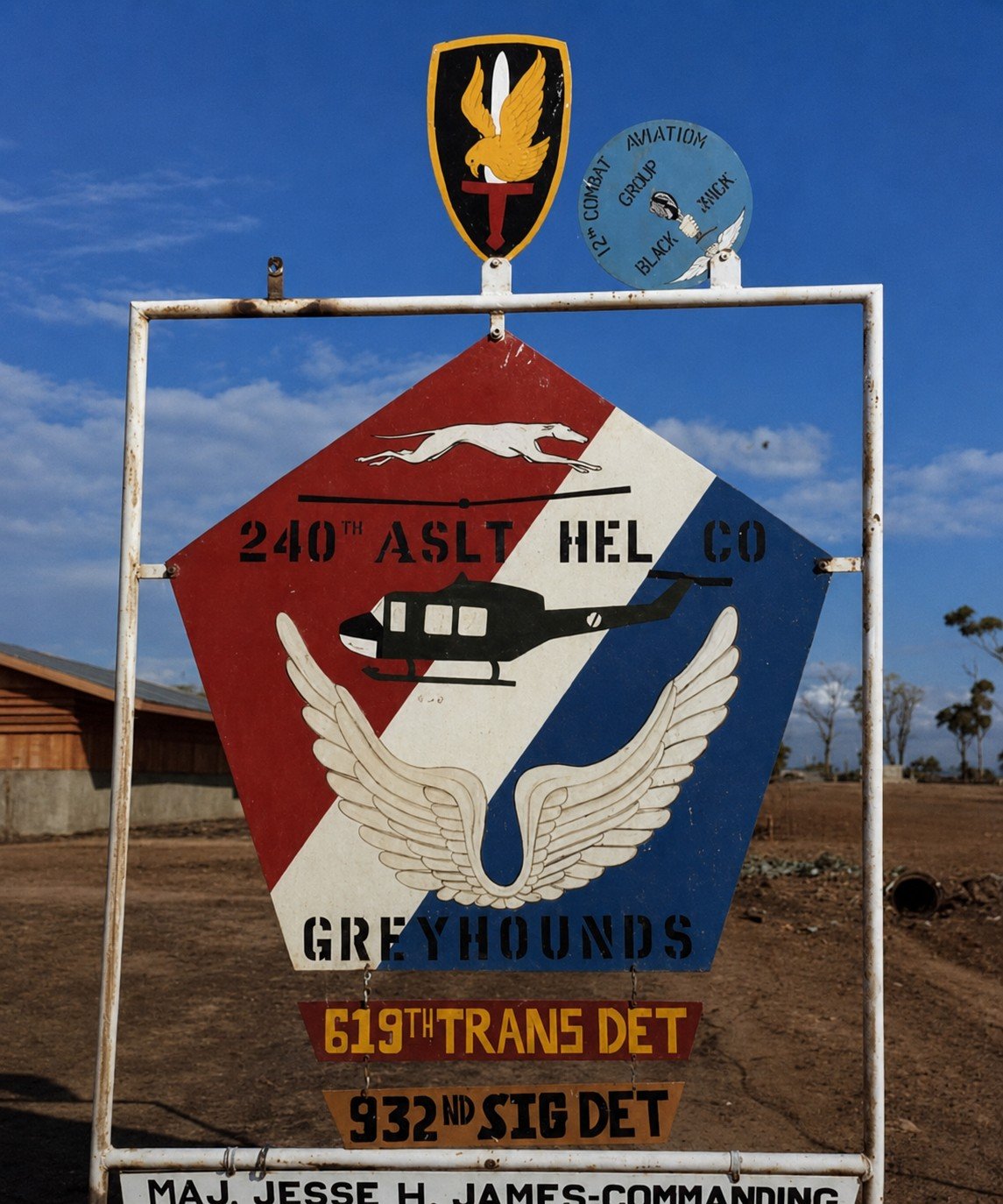 Greyhounds, Mad Dogs, and Kennel Keepers: The 240th Assault Helicopter Company in Vietnam