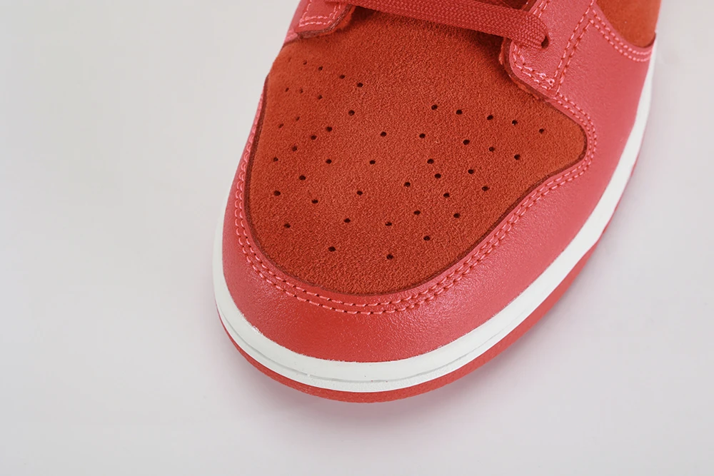 Dunk Low ATL