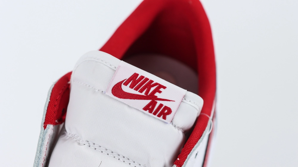 Air Jordan Replica 1 Retro Low OG 'Varsity Red' - HypeUnique