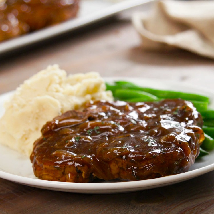 Slow Cooker Pork Chops