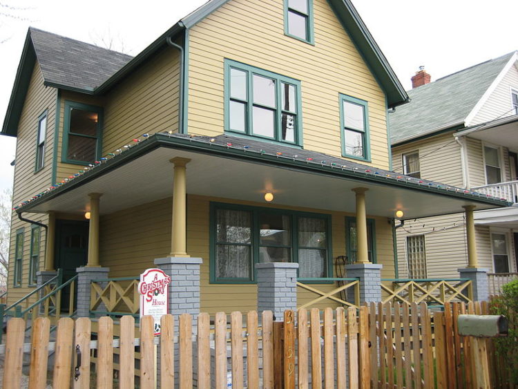 You Can Get in the Holiday Spirit by Spending the Night in the House
