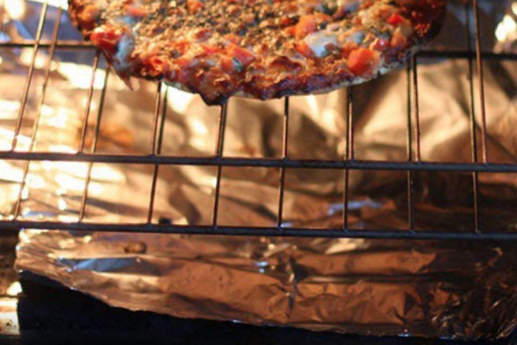 FoilAtBottomofOven