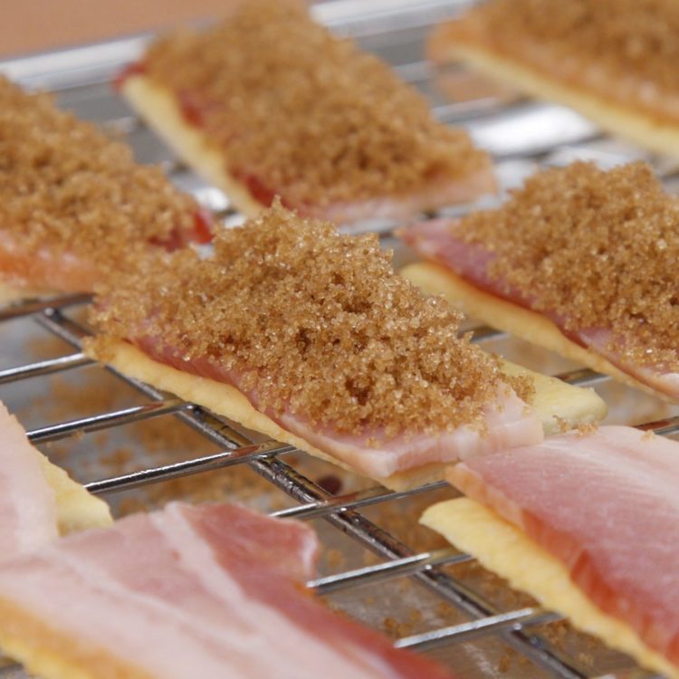 Bacon Crackers