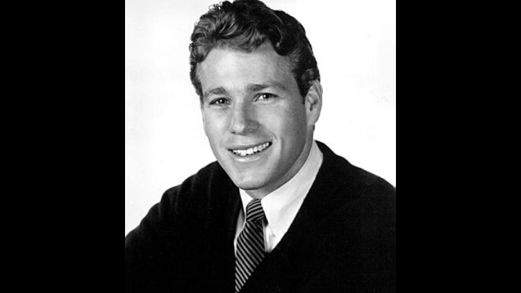 TV And Film Star And Academy Award Nominee Dies At 82