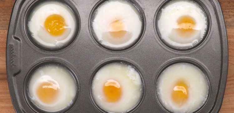 Muffin Pan Poached Eggs Recipe