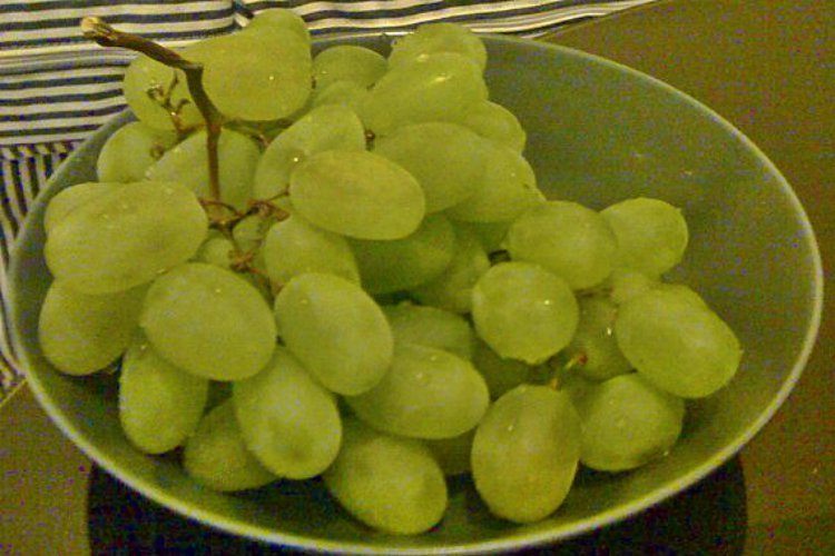 Movie Nights Just Got Healthier With 3Ingredient Sour Patch Grapes