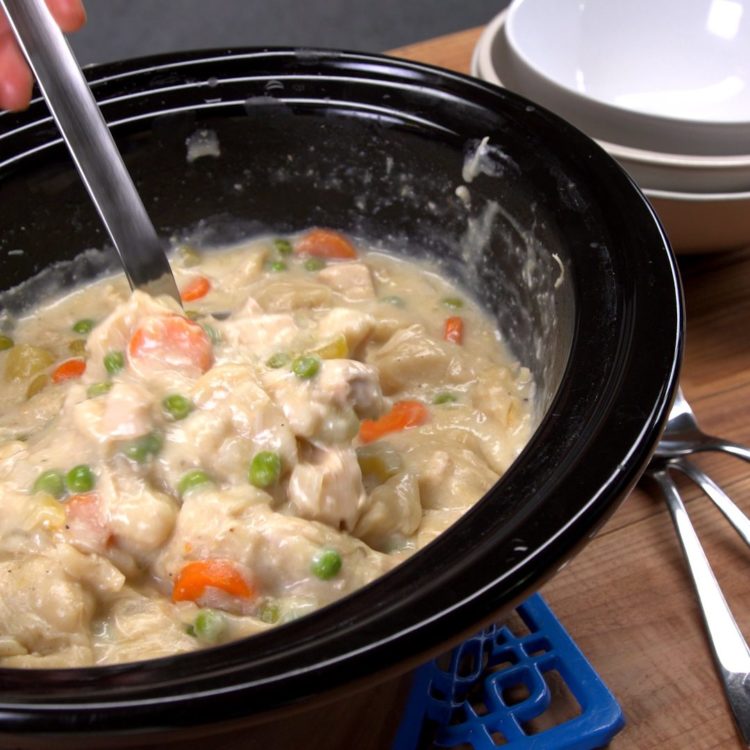 Slow Cooker Chicken Dumplings