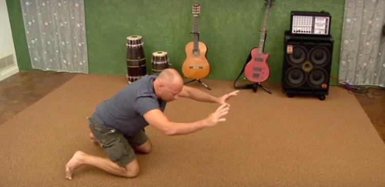 how-to-save-yourself-if-you-re-alone-and-choking