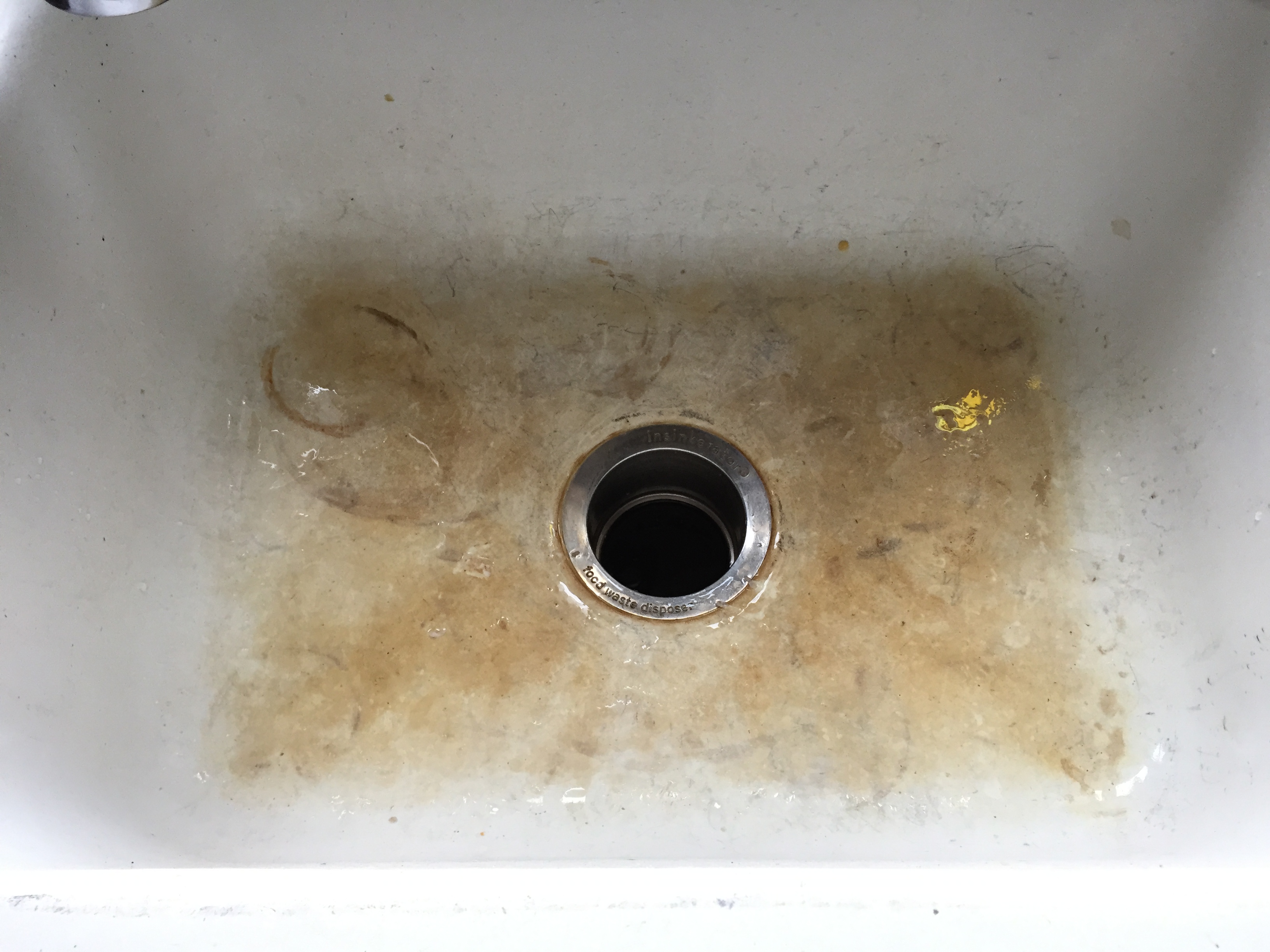 Secret to Making Your Porcelain Sinks Shine Again